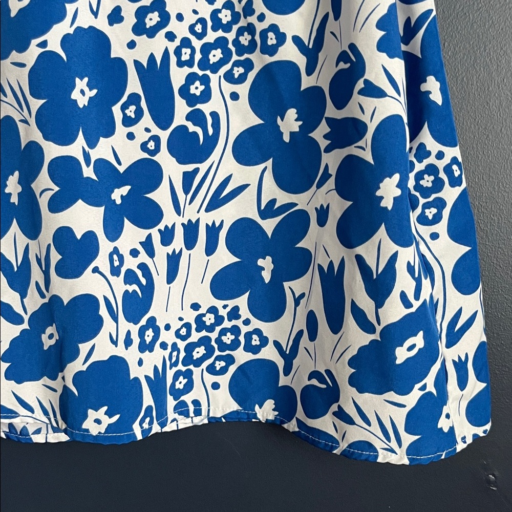 Women’s Blue Floral Ruffle Sleeve Top - Picture 9 of 16